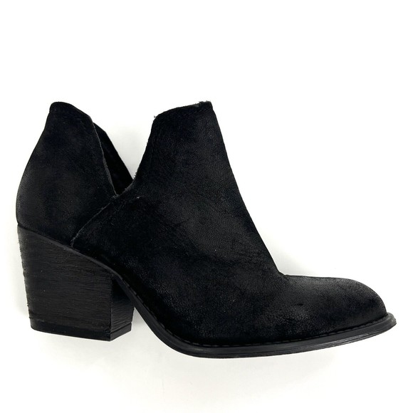 Steve Madden Women’s Black Distressed Leather Ankle Booties Size 6 - Picture 4 of 11